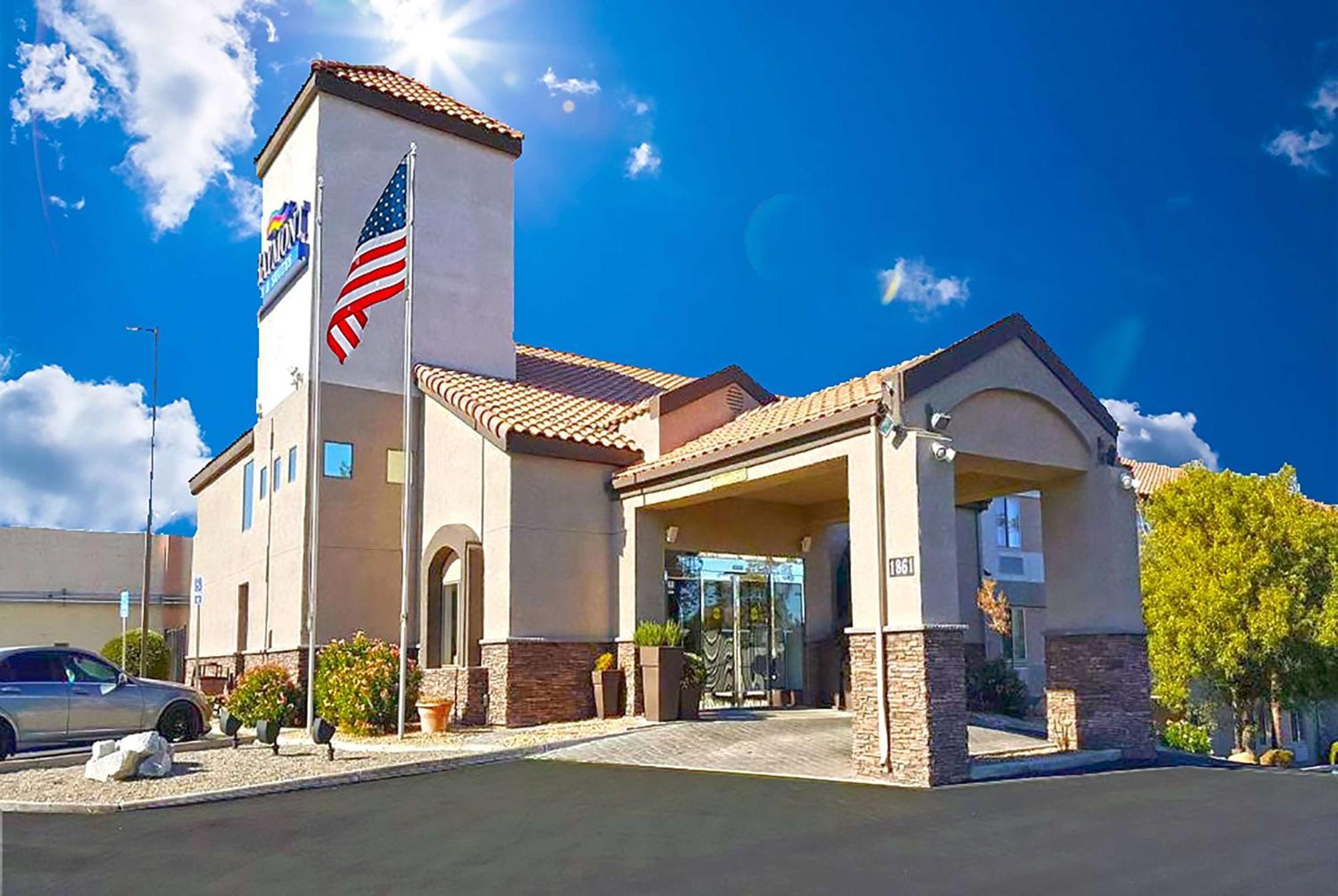 Hotel Baymont By Wyndham Barstow Historic Route 66 Exterior foto
