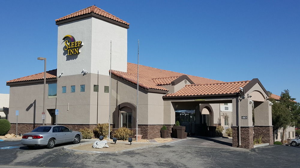 Hotel Baymont By Wyndham Barstow Historic Route 66 Exterior foto